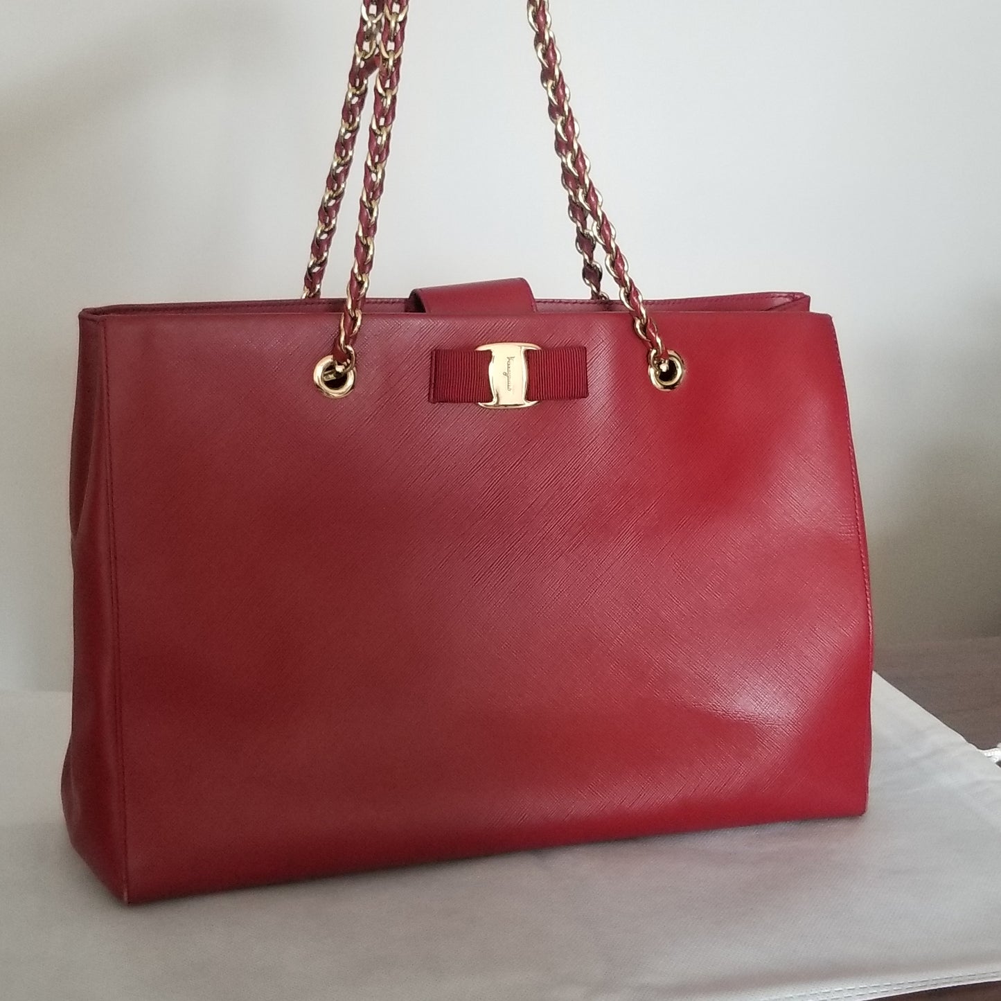 Salvatore Ferragamo Vara Leather Shoulder Bag