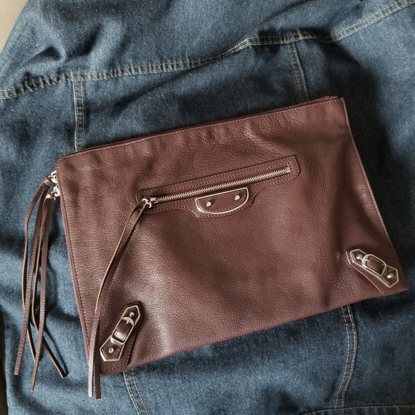 Balenciaga City Clip Leather Clutch Bag in Burgundy