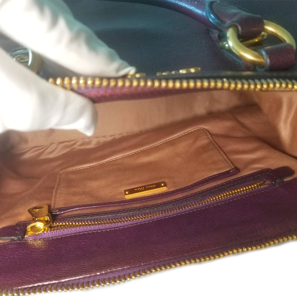 Preloved Miu Miu Vitello 2-way Leather Handbag in Burgundy
