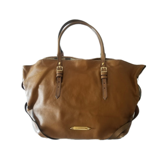 Burberry Medium Salisbury Leather Tote Bag in Mid Camel