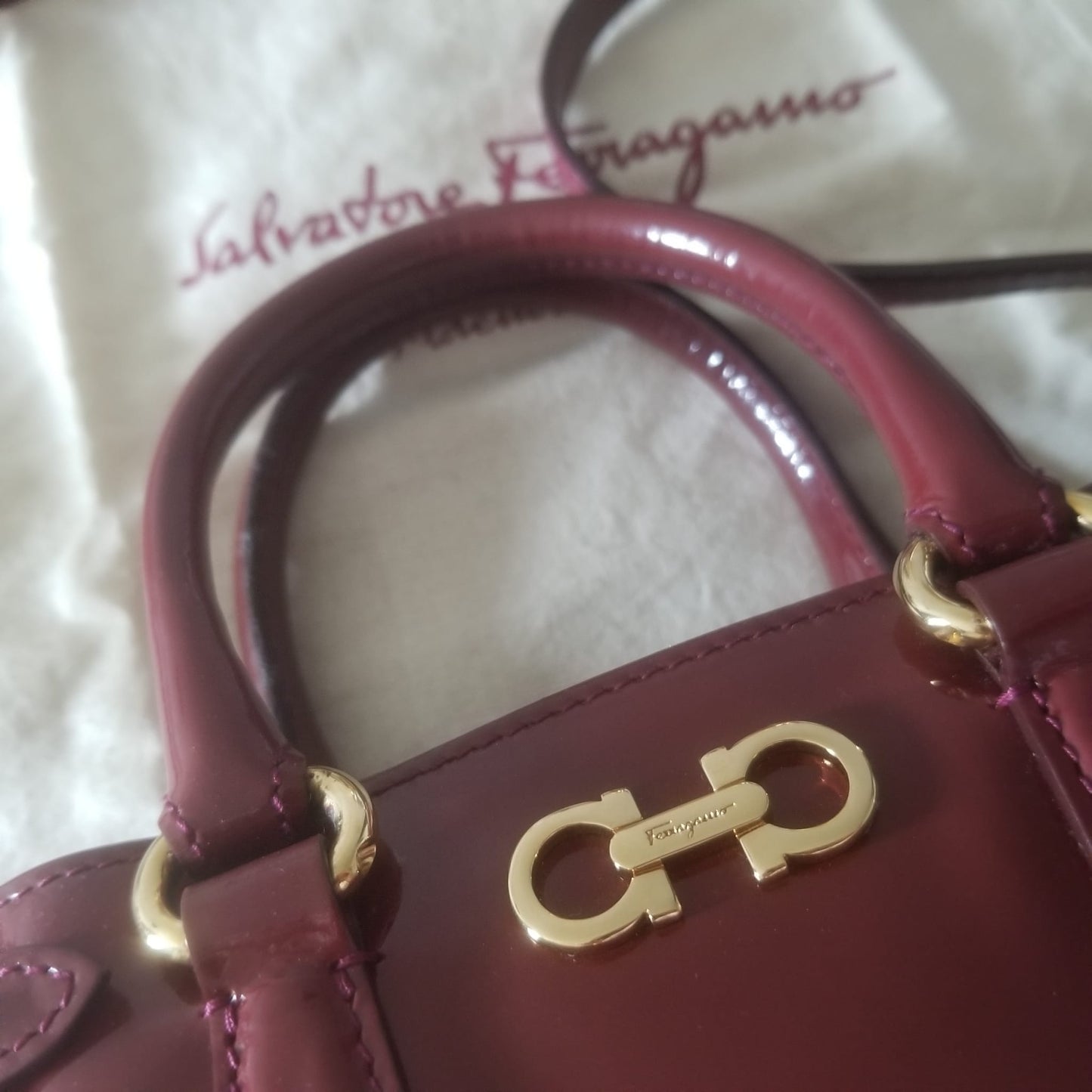 Preloved Salvatore Ferragamo Mini Gancini 2-way Leather Handbag in Burgundy/ Dark Red