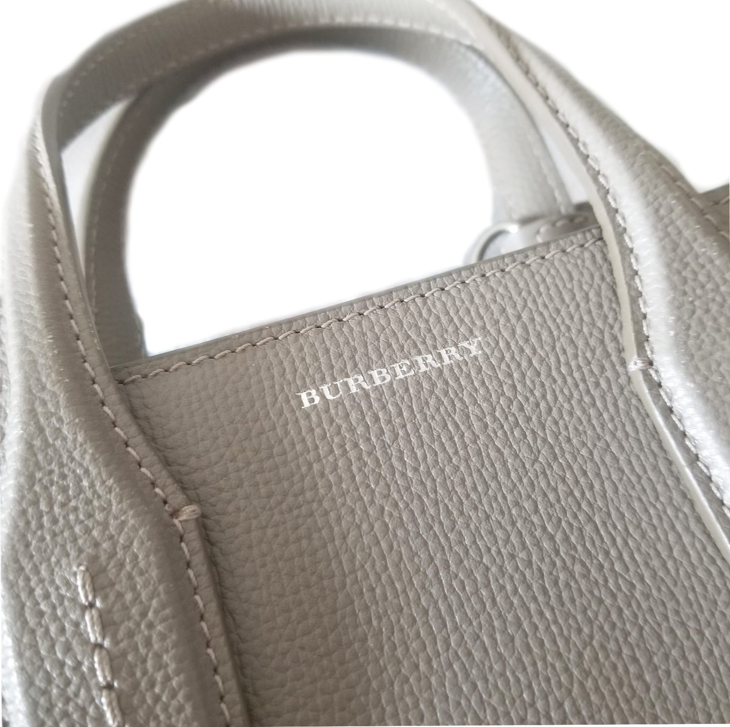 Preloved Burberry Small Banner Handbag in Light Grey
